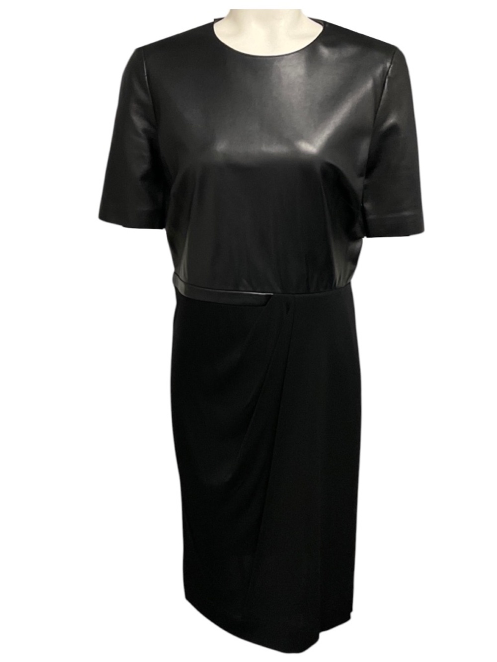GUCCI BLACK SHORT SLEEVED LEATHER AND STRETCH JERSEY MIDI DRESS